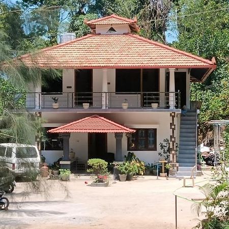 Kund Estate Stay 马迪凯里 外观 照片