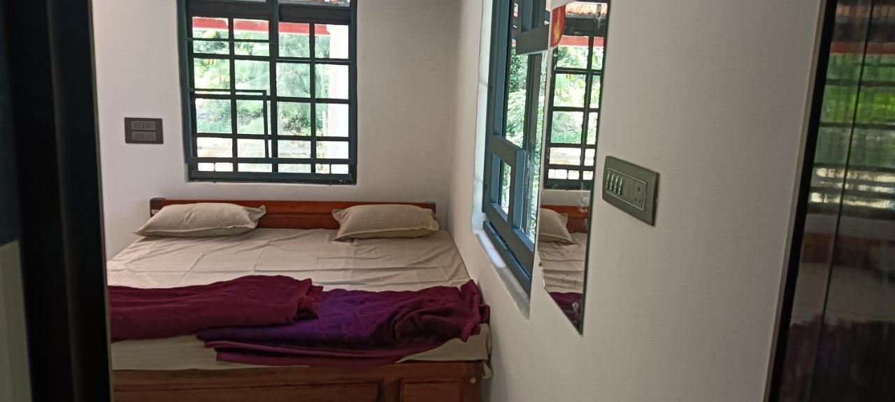 Kund Estate Stay 马迪凯里 外观 照片